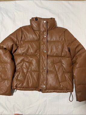 Hollister Puffer Jacket - Brown